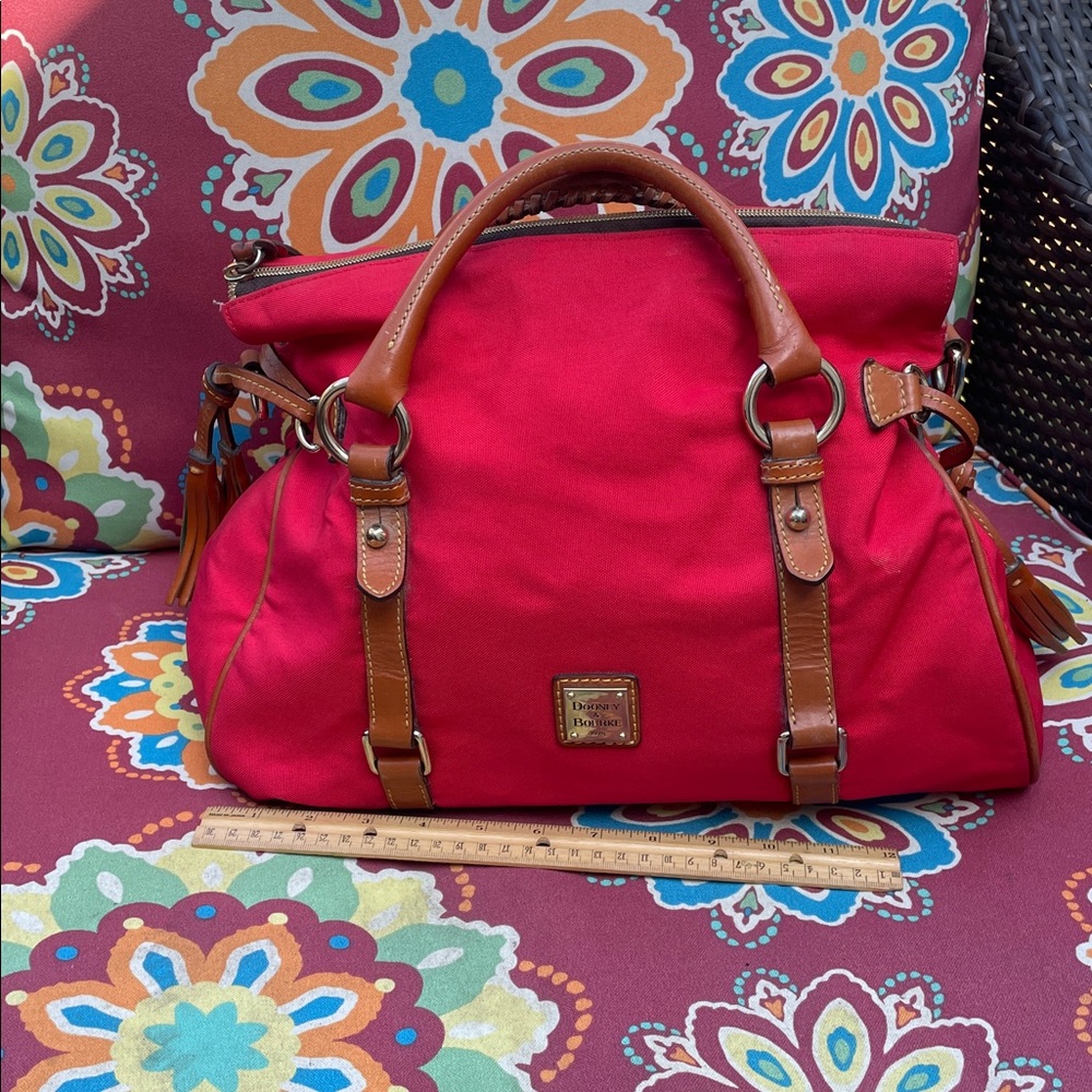 🎈🎁🎈Dooney & Bourke  Coated Canvas Satchel with Tan Leather Accents